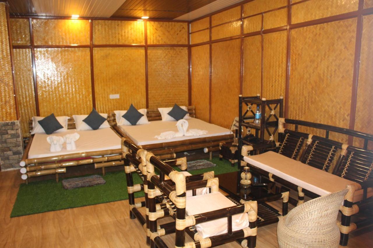 Tusker Tea County Hotel Chalsa Bagian luar foto